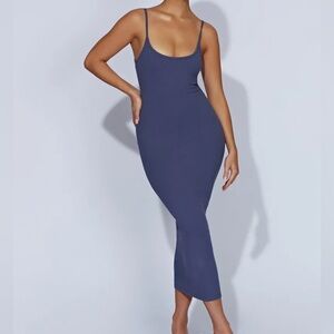 NWT MESHKI Alexis Ribbed Cami Midi Dress Midnight Navy medium vacation bodycon